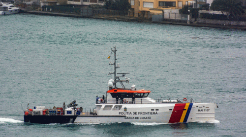 CTF 152 Conducts Joint Patrol-01