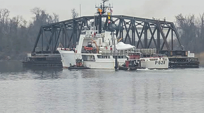 Sri Lankan Navy P628 Sails for Colombo from Baltimore