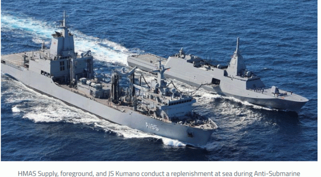 HMAS Supply Refuels JS Kumano